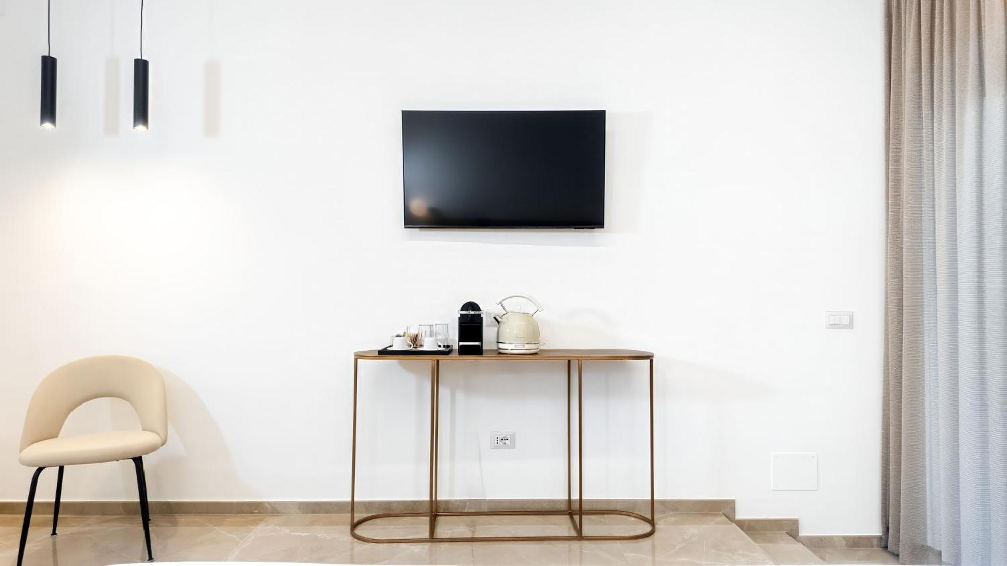 Aura Vatican Suite Рим Номер фото