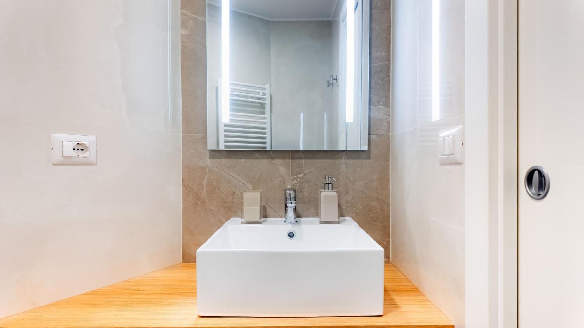 Aura Vatican Suite Рим Экстерьер фото